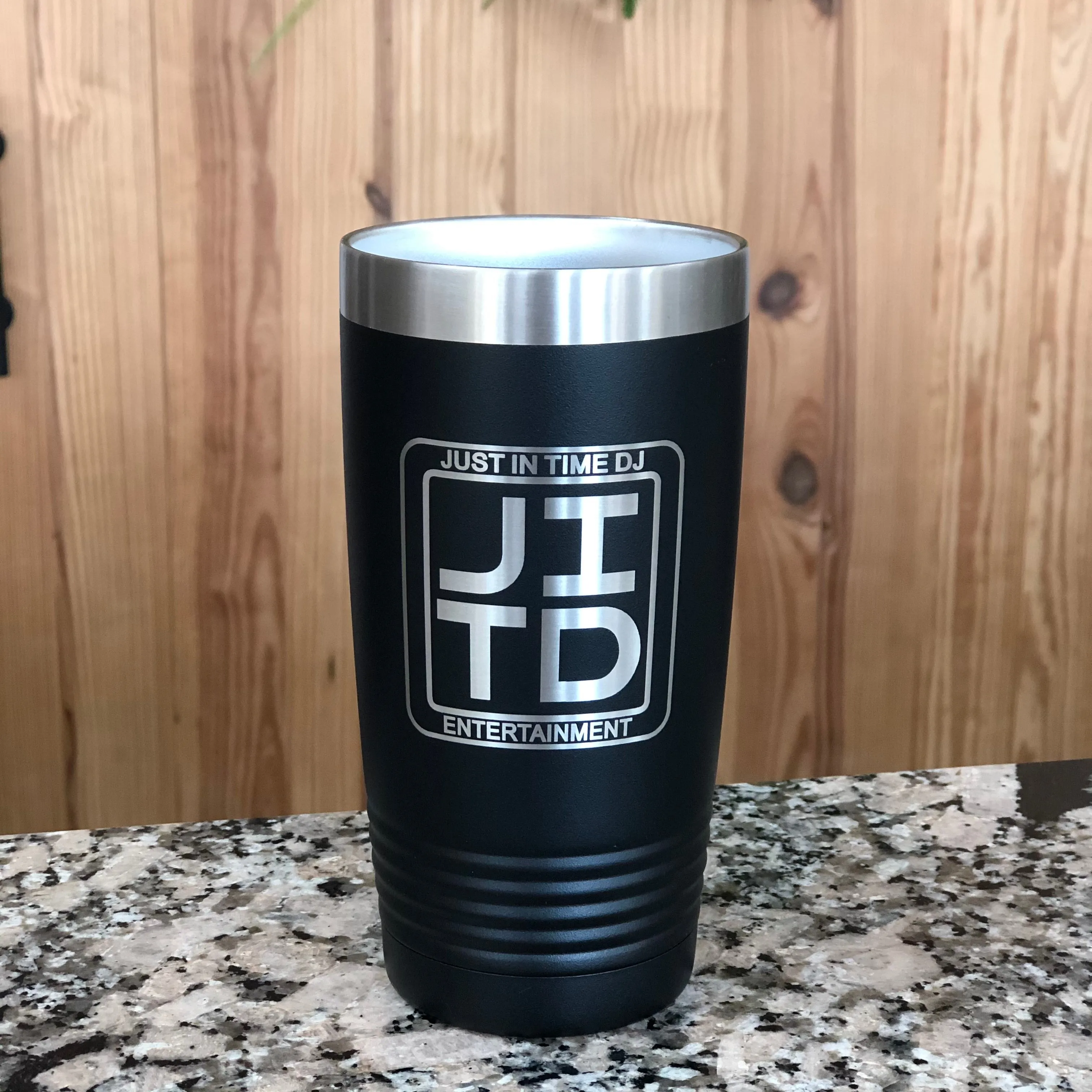 20 oz Custom Engraved Ribbed Tumbler
