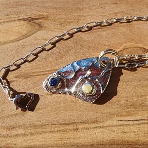 999 Pure Silver Triangle Pendant Necklace – Textured Design with Yellow & Blue Rhinestone, Heart Clasp