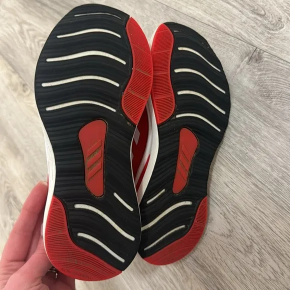 Adidas Disney Mickey Mouse Boys size 2 sneakers