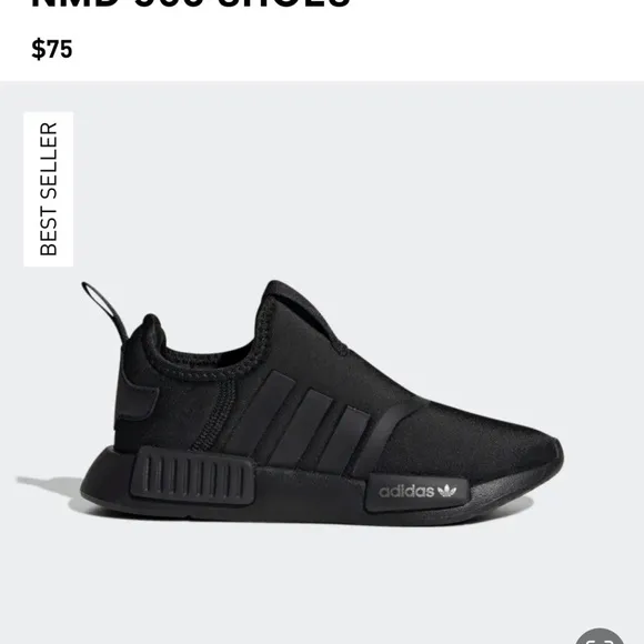 Adidas NEW sneakers black size 5,5 boys. Smoke and pet free home.