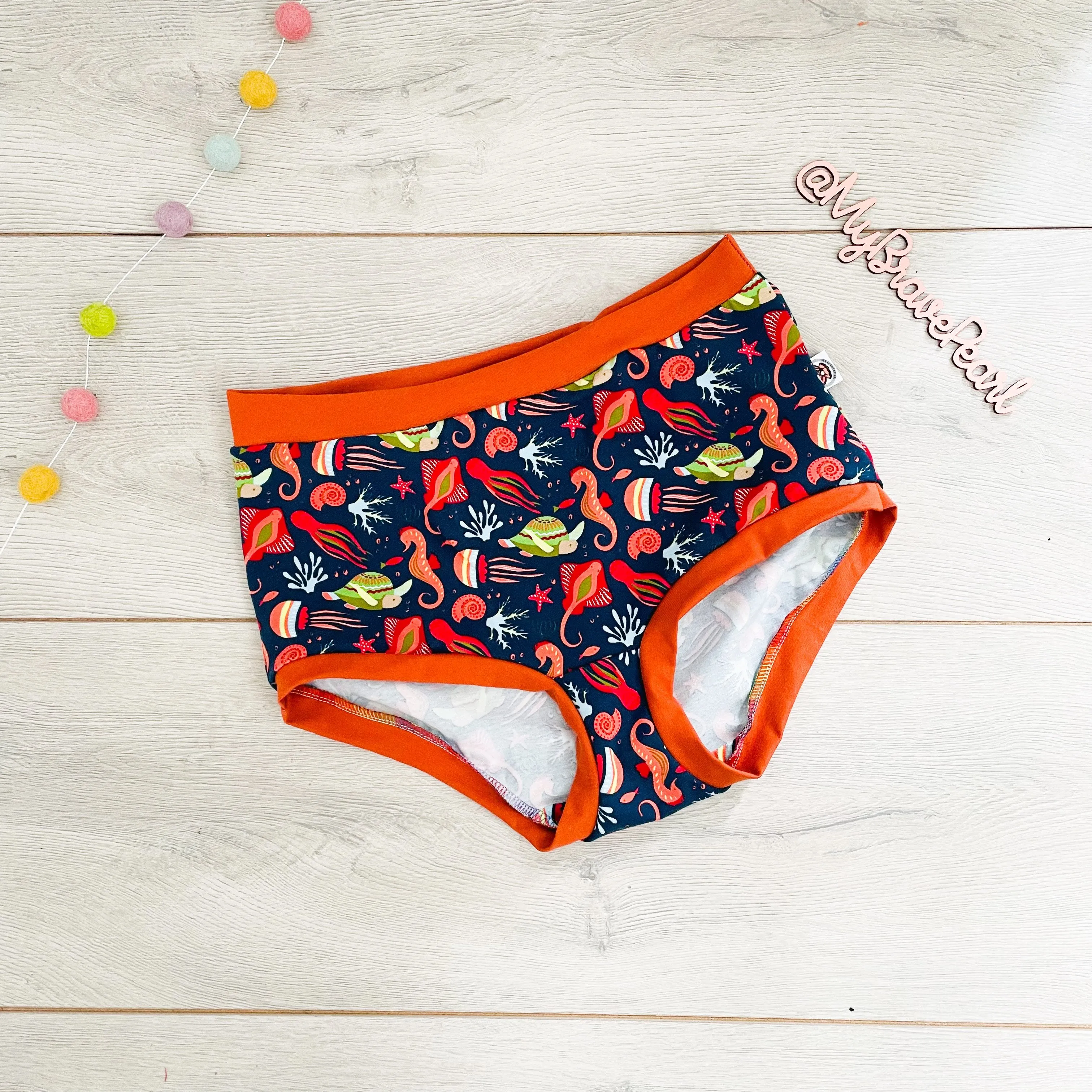 Adults Christmas Adapted Underwear - Colostomy Curve Fit