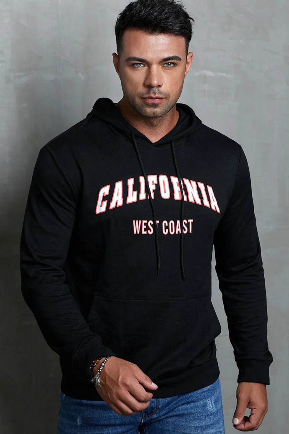 Black Letter Print Men\'s Hoodie with Kangaroo Pocket