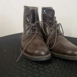 Brown Lace up Boots Child's 4