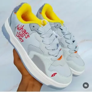 BUGS BUNNY ™ LOONEY TUNES SNEAKERS SIZE 2