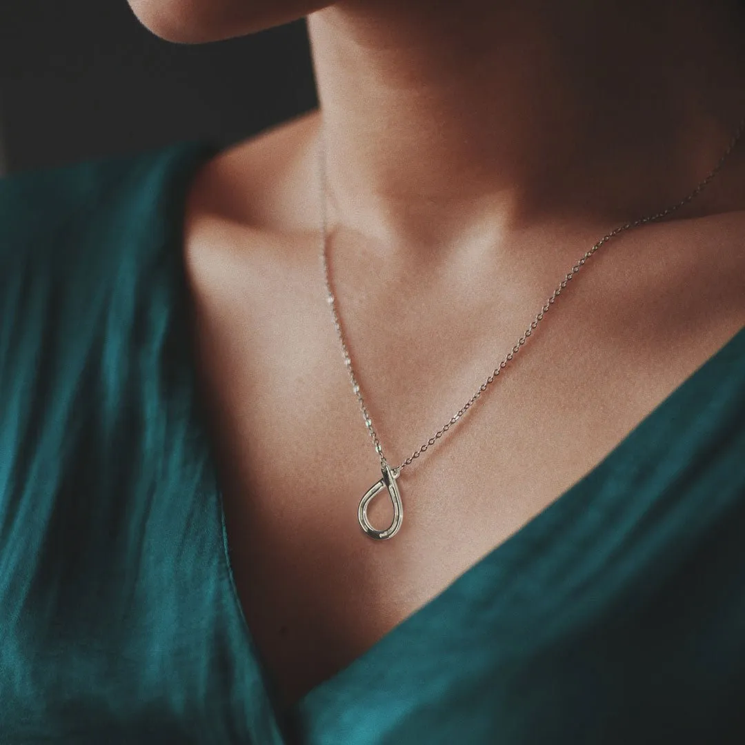 Cali - Lobster Clasp Horseshoe Loop Sterling Silver Necklace