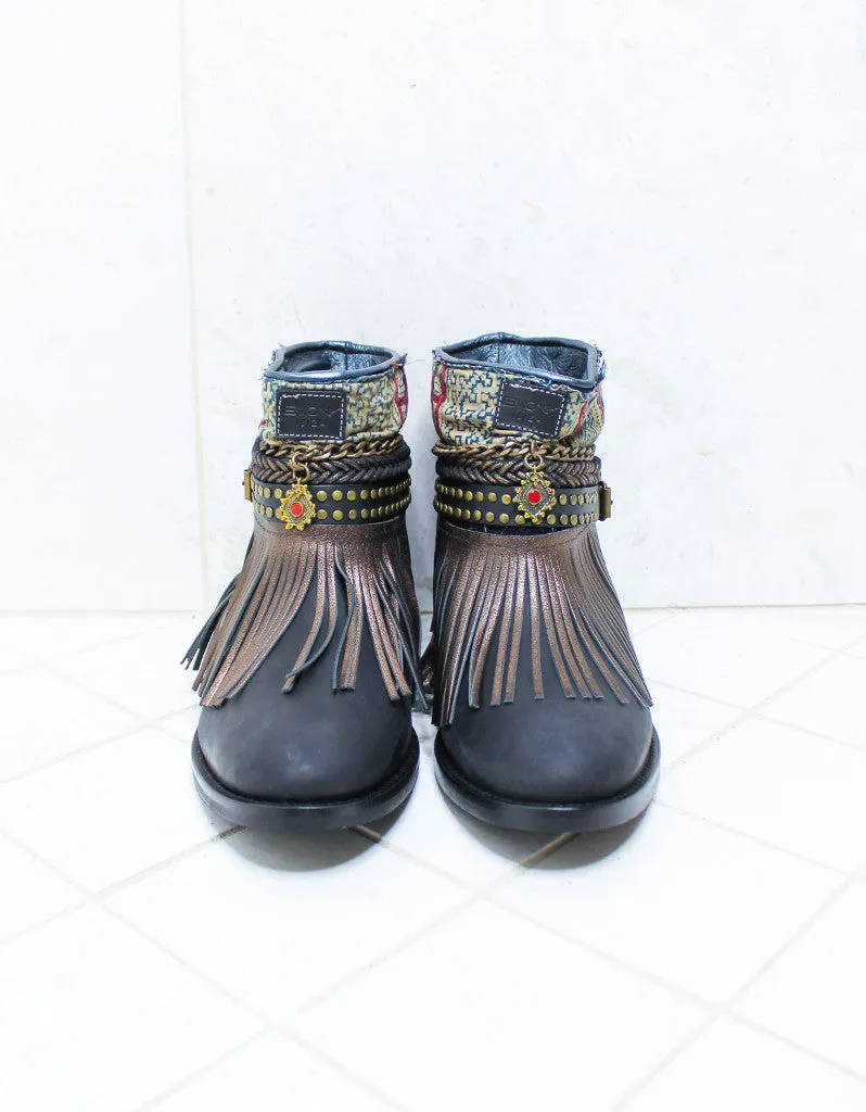 Custom Made Boho Boots in Black | SIZE 41