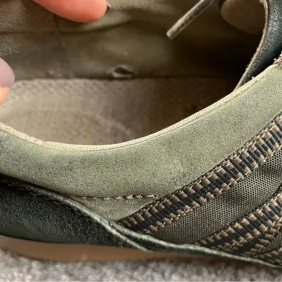DANSKO Womens Gabi Burnished Nubuck Black/green Sneakers Lace Up sz: 38 US 7.5/8