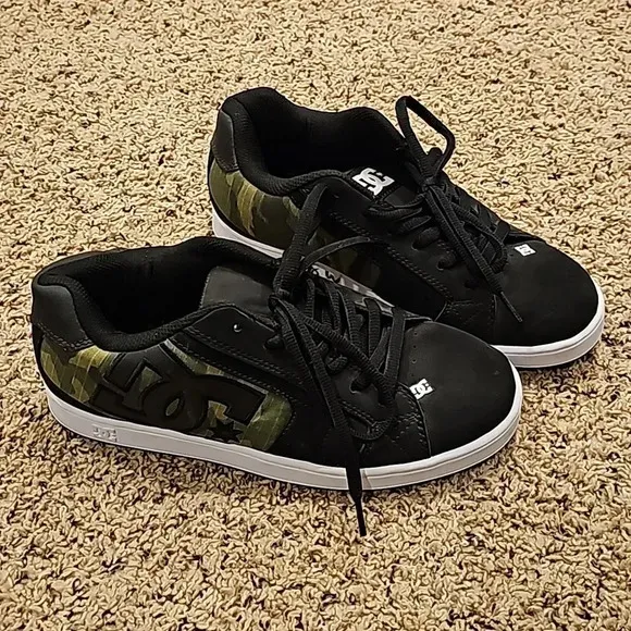 DC Net SE 302297 Mens Black Leather Skate Sneakers Shoe