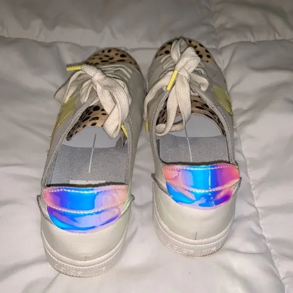 Dolce Vita Zeph sneakers!! Women’s size 6 1/2