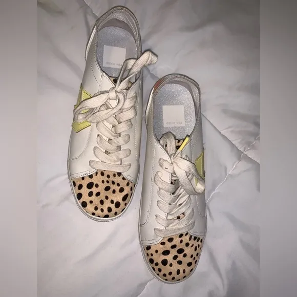 Dolce Vita Zeph sneakers!! Women’s size 6 1/2