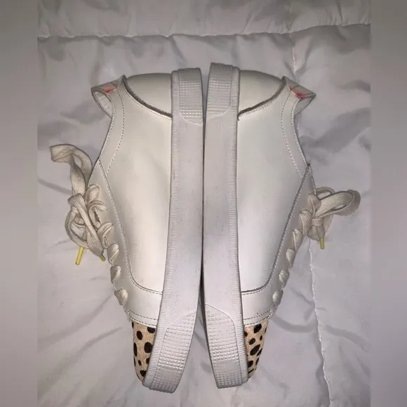 Dolce Vita Zeph sneakers!! Women’s size 6 1/2