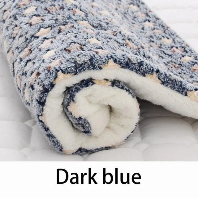 Furry Paw Sleeping Bed | Soft & Cuddly Pet Mat