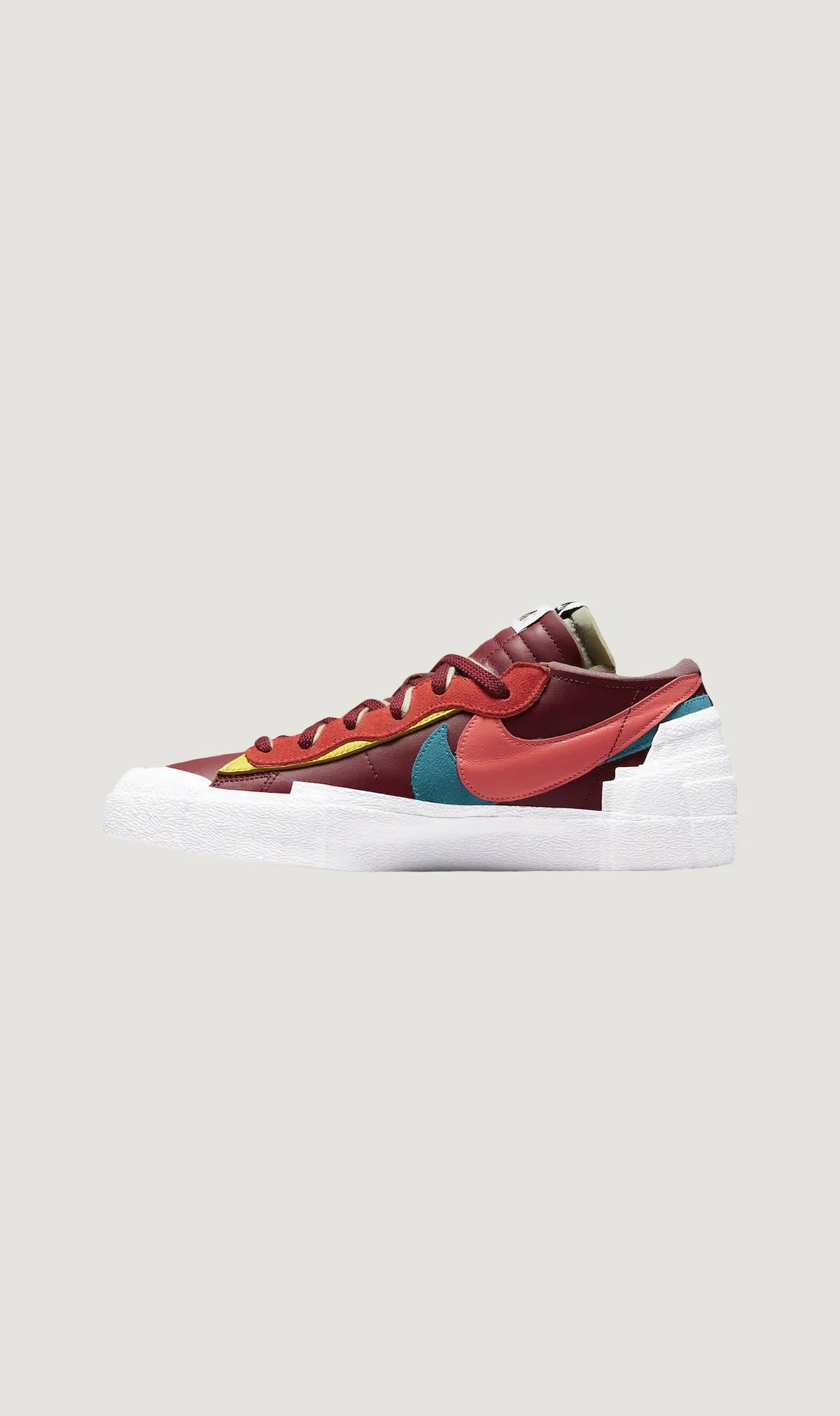 KAWS X SACAI X BLAZER LOW - TEAM RED