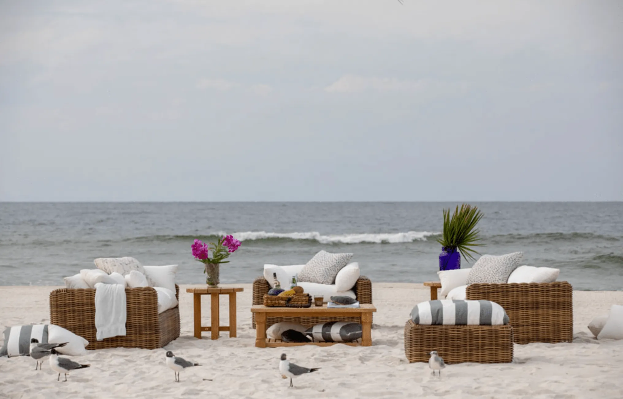 Kona Outdoor Wicker Right Arm Facing Loveseat - Raffia