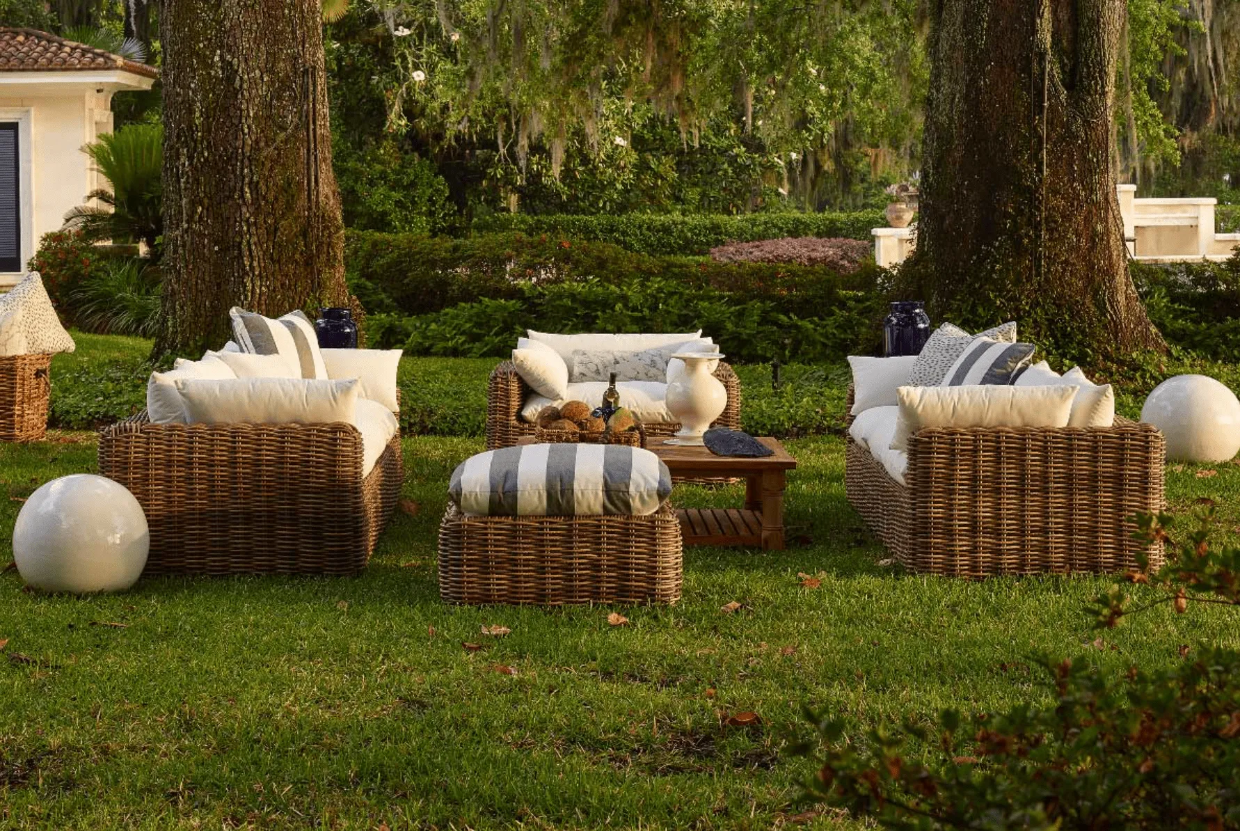 Kona Sofa - Slate Gray