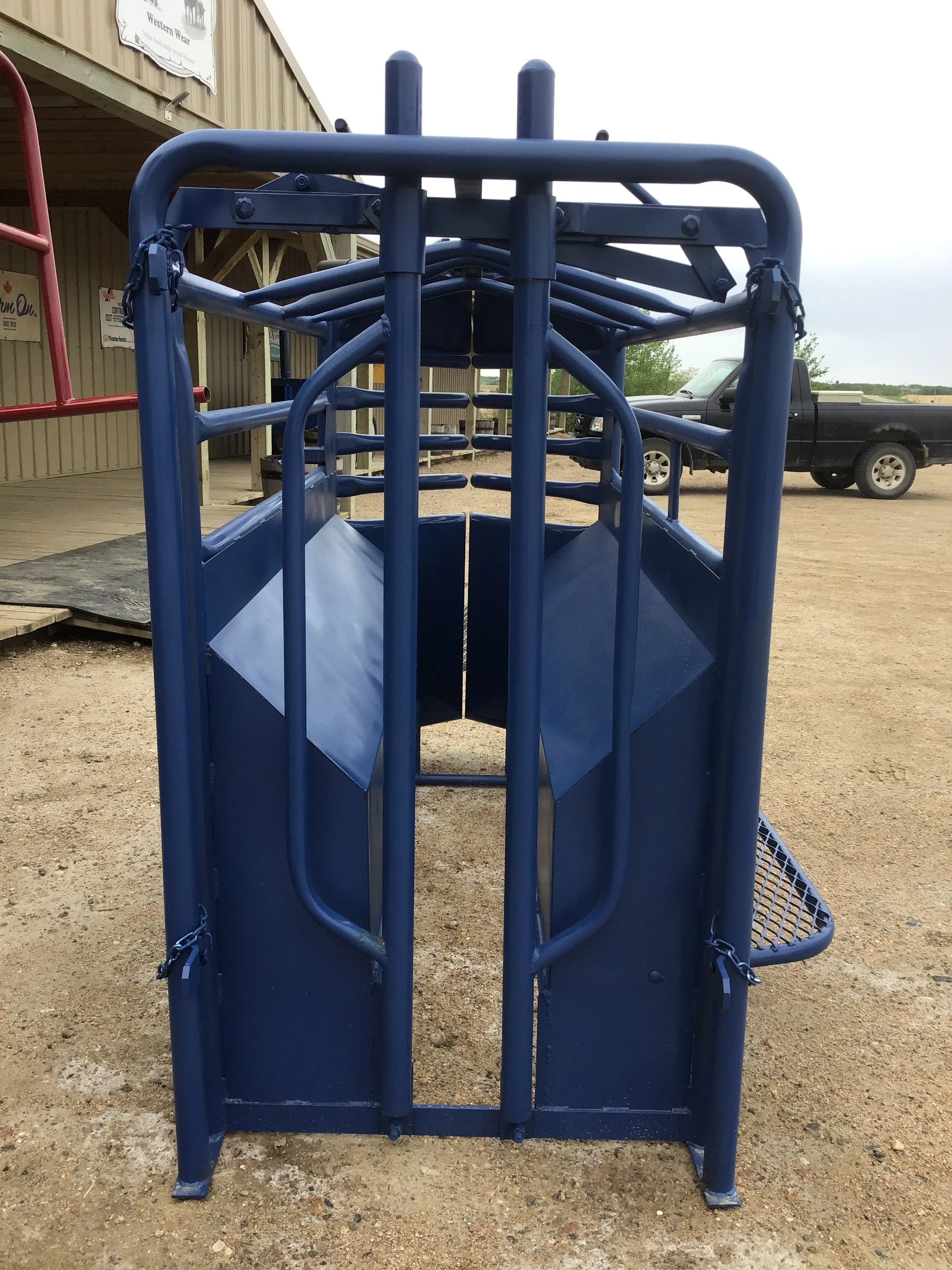 LECHUTE Roping Chute - Cross Heels