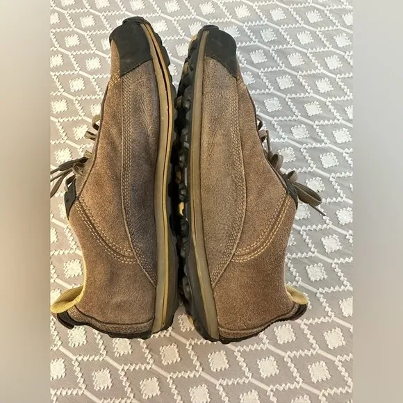 Timberland Men’s Leather Sneakers Size 10