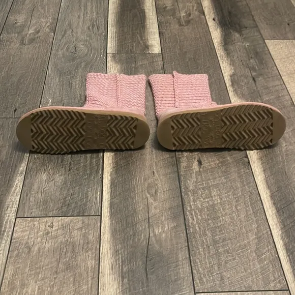 UGG Australia Crochet Knit Boots Orchid Pink