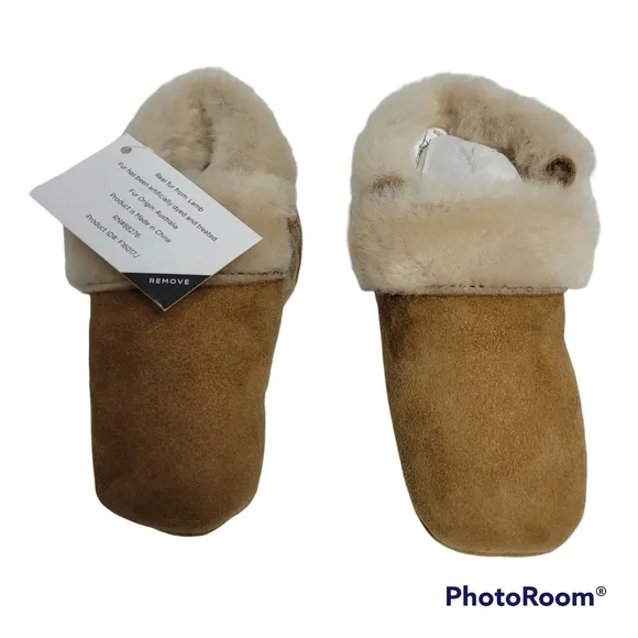 UGG Solvi Infants Bootie Sz 4/5