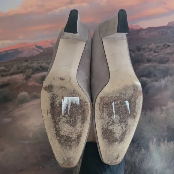 vintage PAPPAGALLO taupe suede 1920's style 7 7.5 N