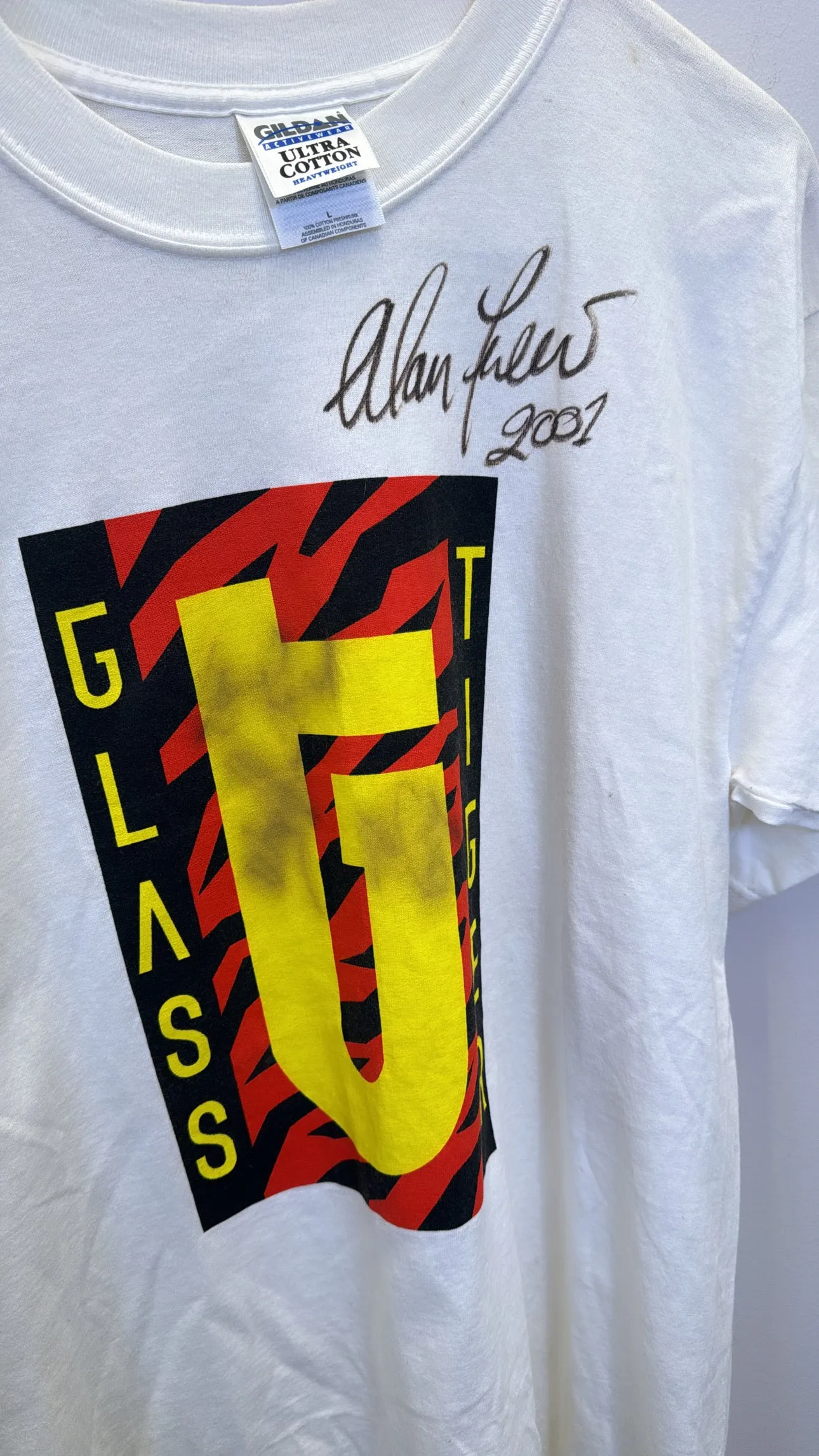Vintage Signed Glass Tiger Tee